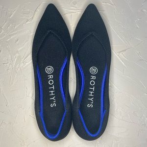 Rothy’s “The Pointe” — Black — Size 7, but runs SMALL — ZERO WEAR!!!